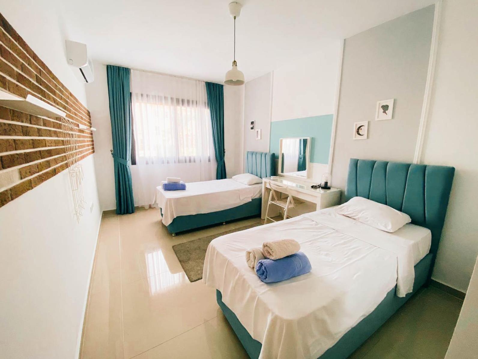 Stunning 2 Bedroom Holiday Home In 5-Star Resort Trikomo Esterno foto