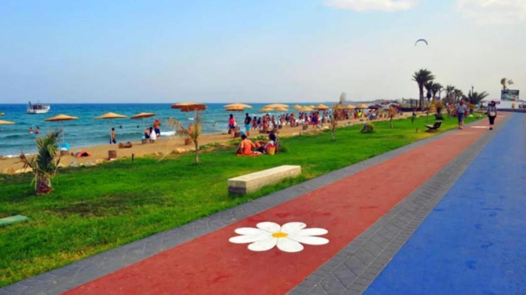 Stunning 2 Bedroom Holiday Home In 5-Star Resort Trikomo Esterno foto