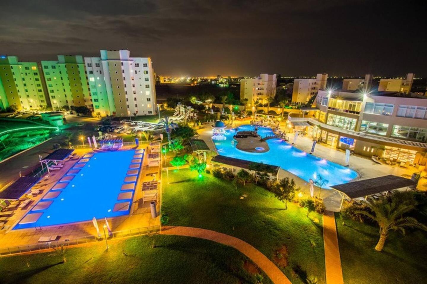 Stunning 2 Bedroom Holiday Home In 5-Star Resort Trikomo Esterno foto